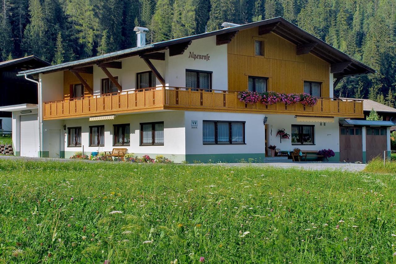 Alpenrose Appartements Burger Evelin St. Anton am Arlberg Exterior foto